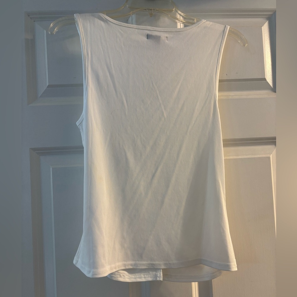 Versona White Ruched Tank Top‎ - Picture 3 of 4